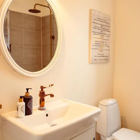 Boutique Postgarden فندق 4*